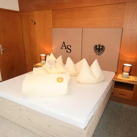 Gaesteheim Anna Πανσιόν 4*